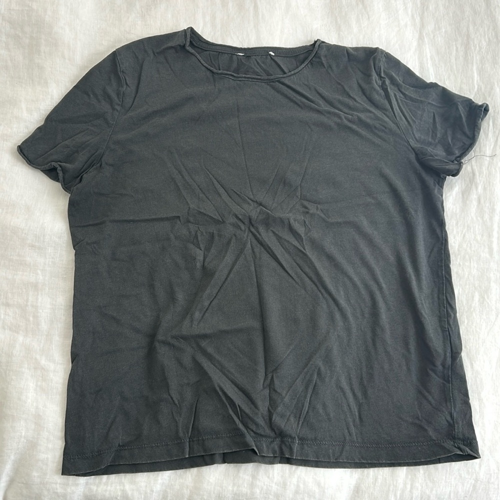 Super soft grey t shirt